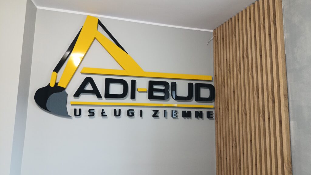 Niepodświetlane logo 3D ze styroduru z licem – realizacja DECOPARK